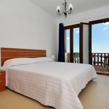 Villa Doramas 3 Bedrooms Share Pool Wifi